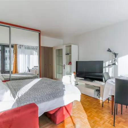 Perfect Living-staying In - Sun & Eiffel Tower Appartamento Parigi
