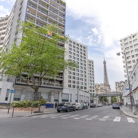 Apartment Perfect Living-staying In - Sun & Eiffel Tower Paris